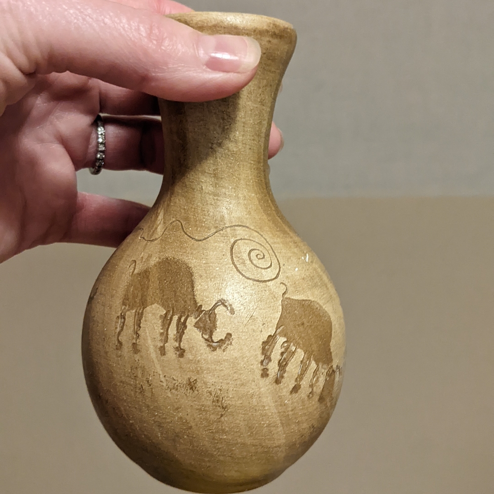 Signed Navajo small vase.